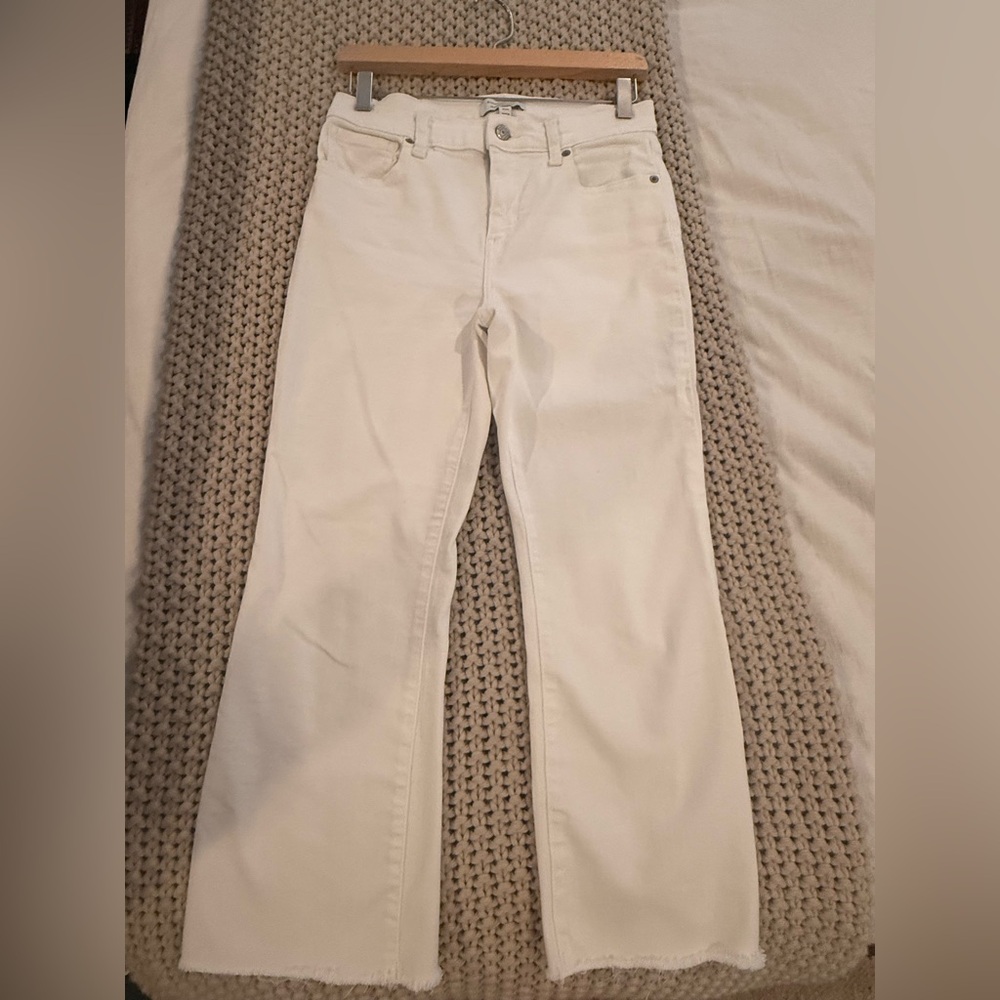 Women's Banana Republic Cropped White Jeans - size 4P